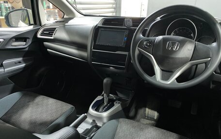 Honda Fit III, 2017 год, 1 100 000 рублей, 13 фотография