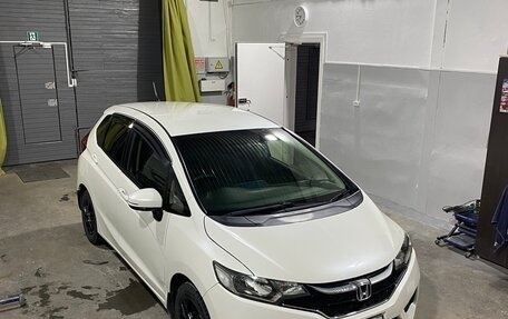 Honda Fit III, 2017 год, 1 100 000 рублей, 21 фотография