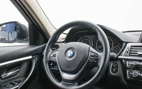 BMW 3 серия, 2016 год, 2 270 000 рублей, 15 фотография