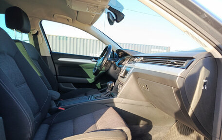 Volkswagen Passat B8 рестайлинг, 2016 год, 1 480 000 рублей, 15 фотография