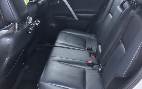 Toyota RAV4, 2016 год, 2 800 000 рублей, 11 фотография