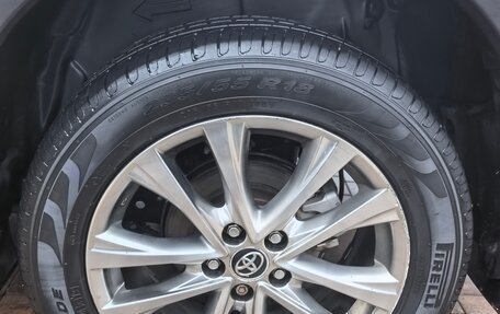 Toyota RAV4, 2016 год, 2 800 000 рублей, 13 фотография