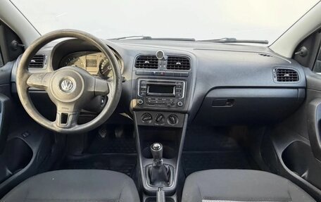 Volkswagen Polo VI (EU Market), 2013 год, 490 000 рублей, 9 фотография