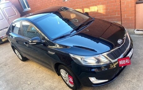 KIA Rio III рестайлинг, 2014 год, 785 000 рублей, 2 фотография