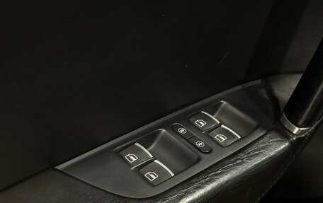 Volkswagen Touareg III, 2011 год, 2 349 000 рублей, 23 фотография