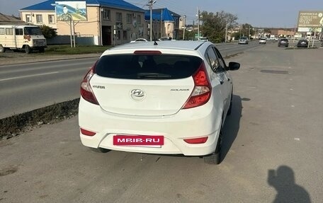 Hyundai Solaris II рестайлинг, 2013 год, 600 000 рублей, 5 фотография