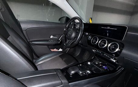 Mercedes-Benz CLA, 2019 год, 3 100 000 рублей, 8 фотография
