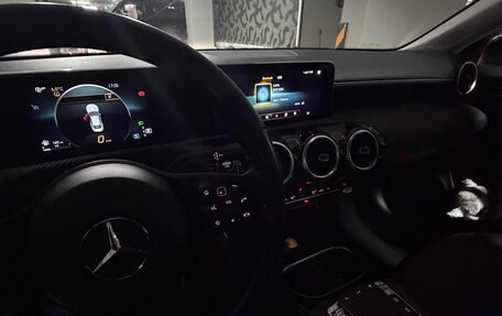 Mercedes-Benz CLA, 2019 год, 3 100 000 рублей, 22 фотография