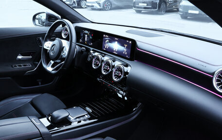 Mercedes-Benz CLA, 2021 год, 3 128 000 рублей, 9 фотография