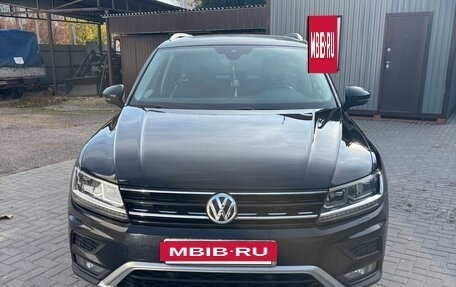 Volkswagen Tiguan II, 2020 год, 2 700 000 рублей, 2 фотография