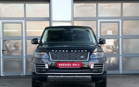 Land Rover Range Rover IV рестайлинг, 2015 год, 3 290 000 рублей, 2 фотография