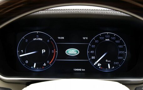 Land Rover Range Rover IV рестайлинг, 2015 год, 3 290 000 рублей, 16 фотография