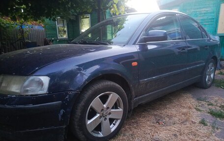 Volkswagen Passat B5+ рестайлинг, 1998 год, 300 000 рублей, 2 фотография