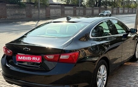 Chevrolet Malibu IX, 2018 год, 1 250 000 рублей, 5 фотография
