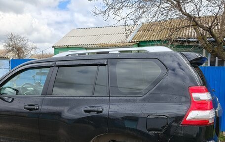 Toyota Land Cruiser Prado 150 рестайлинг, 2014 год, 2 900 000 рублей, 2 фотография
