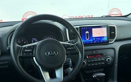 KIA Sportage IV рестайлинг, 2021 год, 2 222 000 рублей, 19 фотография