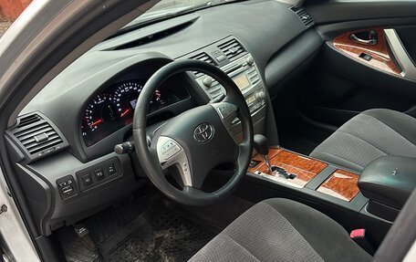 Toyota Camry, 2011 год, 1 150 000 рублей, 9 фотография