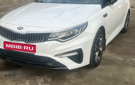 KIA Optima IV рестайлинг, 2019 год, 1 600 000 рублей, 4 фотография