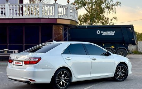 Toyota Camry, 2015 год, 1 800 000 рублей, 11 фотография