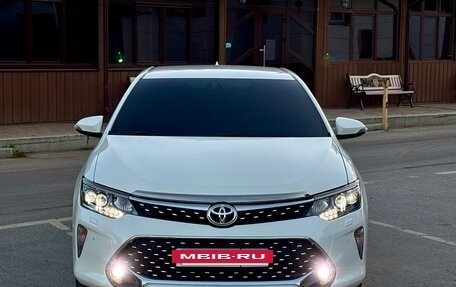 Toyota Camry, 2015 год, 1 800 000 рублей, 3 фотография