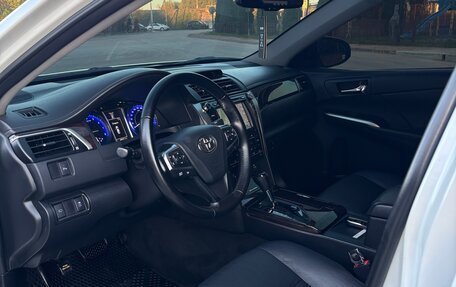 Toyota Camry, 2015 год, 1 800 000 рублей, 18 фотография