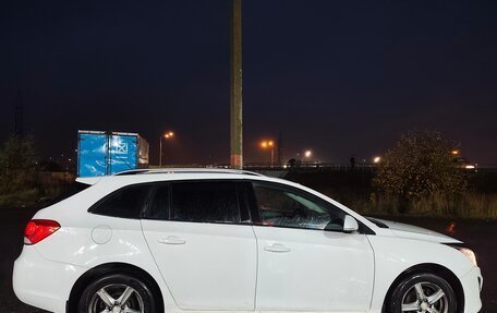 Chevrolet Cruze II, 2014 год, 700 000 рублей, 3 фотография