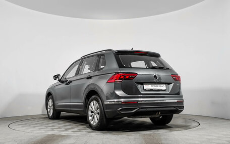 Volkswagen Tiguan II, 2021 год, 2 600 000 рублей, 7 фотография