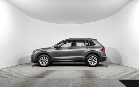Volkswagen Tiguan II, 2021 год, 2 600 000 рублей, 8 фотография