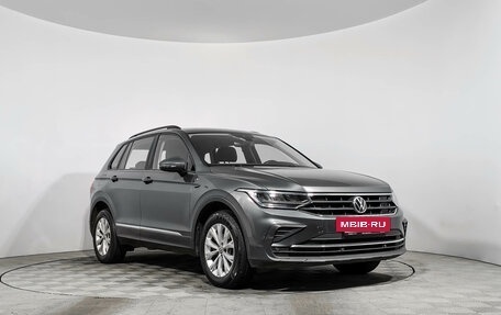 Volkswagen Tiguan II, 2021 год, 2 600 000 рублей, 3 фотография