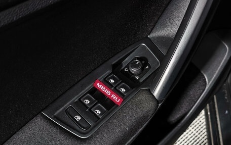 Volkswagen Tiguan II, 2021 год, 2 600 000 рублей, 10 фотография