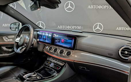 Mercedes-Benz E-Класс, 2020 год, 4 450 000 рублей, 13 фотография