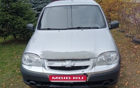 Chevrolet Niva I рестайлинг, 2011 год, 360 000 рублей, 3 фотография