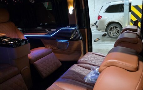 Mercedes-Benz V-Класс, 2022 год, 7 900 000 рублей, 3 фотография