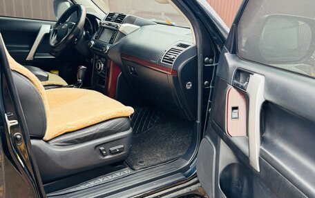 Toyota Land Cruiser 70, 2015 год, 2 900 000 рублей, 8 фотография