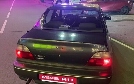 Daewoo Nexia I рестайлинг, 1999 год, 115 000 рублей, 2 фотография