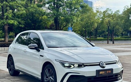 Volkswagen Golf VIII, 2022 год, 1 771 000 рублей, 3 фотография
