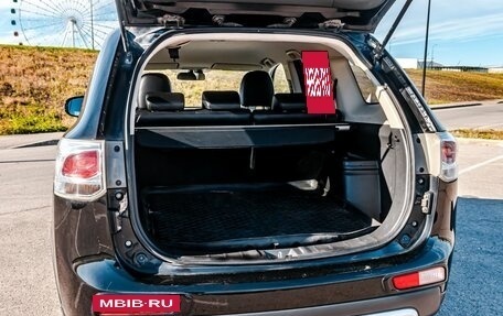 Mitsubishi Outlander III рестайлинг 3, 2014 год, 1 320 000 рублей, 7 фотография