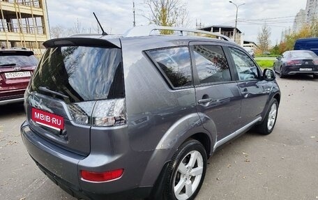 Mitsubishi Outlander III рестайлинг 3, 2008 год, 1 050 000 рублей, 7 фотография