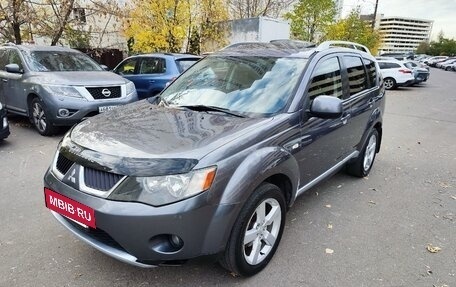 Mitsubishi Outlander III рестайлинг 3, 2008 год, 1 050 000 рублей, 6 фотография