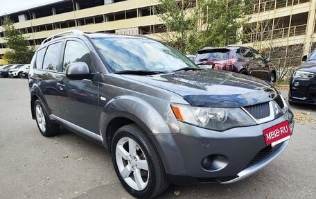 Mitsubishi Outlander III рестайлинг 3, 2008 год, 1 050 000 рублей, 9 фотография