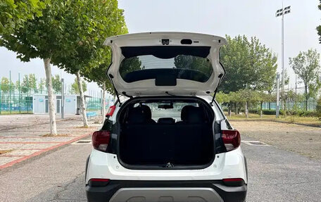 Toyota Yaris XP150 рестайлинг, 2023 год, 950 000 рублей, 6 фотография