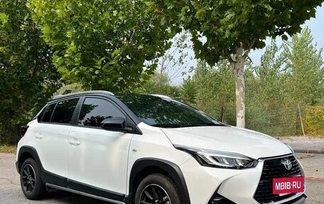 Toyota Yaris XP150 рестайлинг, 2023 год, 950 000 рублей, 3 фотография