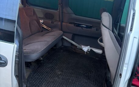 Chrysler Voyager III, 2000 год, 250 000 рублей, 7 фотография