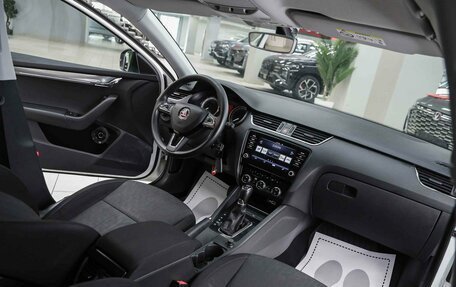 Skoda Octavia, 2018 год, 1 450 000 рублей, 5 фотография