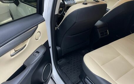 Lexus NX I, 2018 год, 2 450 000 рублей, 12 фотография