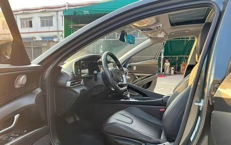 Hyundai Elantra, 2023 год, 1 750 000 рублей, 7 фотография