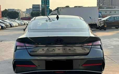 Hyundai Elantra, 2023 год, 1 750 000 рублей, 5 фотография