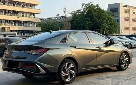 Hyundai Elantra, 2023 год, 1 750 000 рублей, 6 фотография