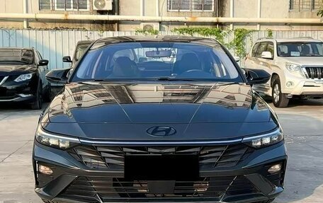 Hyundai Elantra, 2023 год, 1 750 000 рублей, 2 фотография