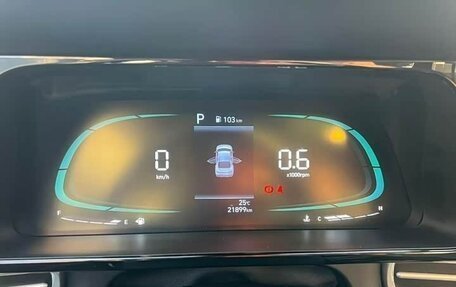 Hyundai Elantra, 2023 год, 1 750 000 рублей, 9 фотография